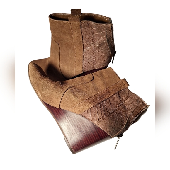 Dolce Vita Brown Suede Leather Heeled Booties Wedge Ladies 8 Boho Hippie Grandma - Picture 3 of 8
